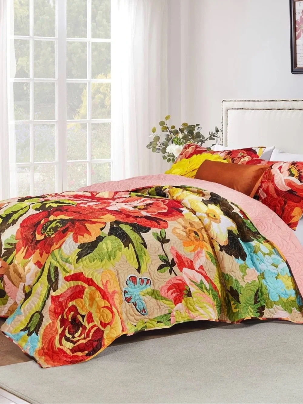 King size Senna 3 piece quilt set by Greenland Home Fashions!